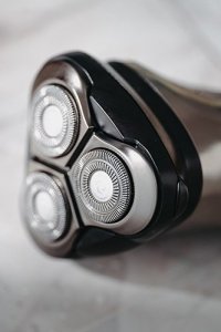 Golarka Adler AD 2945 Golarka elektryczna z trymerem do brody - led - usb- ipx7 13