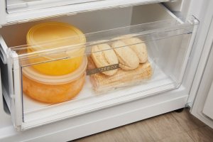 Lodówka Whirlpool Chłodziarko-zamrażarka W5 921EW 20