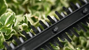 Bosch Nożyce akumulatorowe EasyHedgeCut 18V-44-11 44 cm (0600849H06) 6