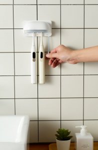 Oclean OCLEAN UCHWYT NA SZCZOTECZKI Z FUNKCJĄ 11