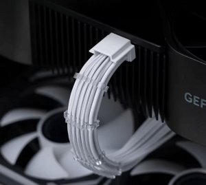 AsiaHorse Przedłużacz do zasilacza w oplocie 12VHPWR 12+4 PIN Biały AsiaHorse 16 AWG 4