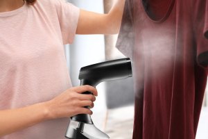 Parownica do ubrań Transa Electronics Parownica do ubrań Steammy Black 2000W 12