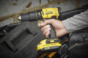 Zestaw elektronarzędzi Stanley 8-elementowy (SFMCK469M2-QW) 4