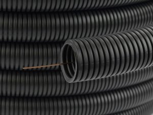 Akssj Rura elektroinstalacyjna karbowana AKS Zielonka 444050 RKGS25 750N z pilotem 50m czarna 2