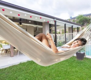 Heckermann Hamak sznurkowo-drewniany z drążkiem Heckermann 300kg 260x150cm Beżowy 3