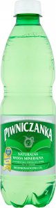 Woda PIWNICZANKA Piwniczanka Naturalna woda mineralna średnionasycona CO2 0,5 l 1