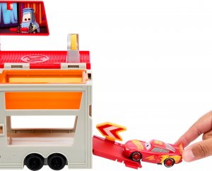 Mattel Pojazdy Auta Mobilny lakiernik Samochód z otwieraną naczepą (HPD82) 8