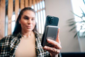 Powerbank Verbatim Powerbank Verbatim Charge 'n' Go Magnetic Wireless 10000mAh USB-C PD 3.0 Grey 7