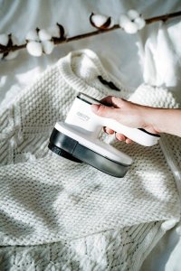 Golarka do ubrań Camry CR 9620 z wyświetlaczem LCD 5