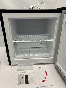 Lodówka CHiQ CHiQ CSD31D4E minibar, 31 litrů, 2 přihrádky, -24 °C až +10 °C, mrazák - lednice, 41 dB 6