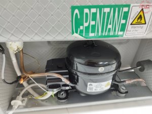 Lodówka CHiQ CSD46D4RE minibar, 46 litry, 2 przegródki, 0 °C aż +10 °C, 39 dB, czerwony 13