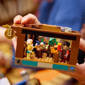 LEGO Ideas Dungeons & Dragons: Opowieść czerwonego smoka (21348) 5