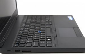 Laptop Dell Precision 3520 i7-7820HQ 16GB 512GB SSD Quadro M620 FHD IPS Windows 11 Pro 9