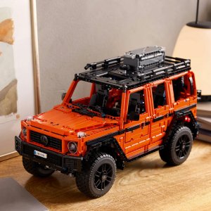 LEGO Technic Mercedes-Benz G 500 PROFESSIONAL Line (42177) 4