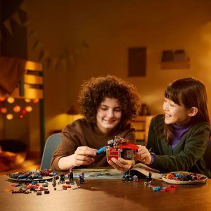 LEGO DREAMZzz Dinorobot Coopera C-Rex (71484) 3