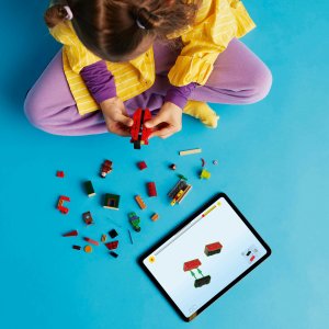 LEGO Super Heroes Marvel Iron Man z motocyklem i Hulk (76287) 3