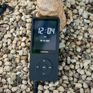 Lenco LENCO Xemio-669BK MP4-Player mit großem Display Akku 8GB grau 5
