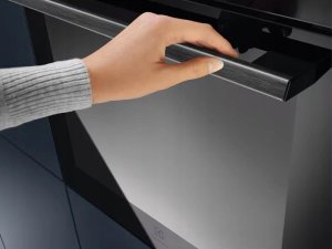 Piekarnik Electrolux Juodos spalvos orkaitė Electrolux"SteamBake" EOD6P77WZ 6