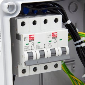 ELS Elektrotechnika Rozdzielnica budowlana Mikołajki 2*16A/4 + 2*GS + zabezpieczenia, obudowa naścienna, 4NO21B21B0/4 13