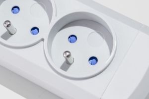 Listwa zasilająca Armac Multi M9 przeciwprzepięciowa 9 gniazd 2.5 m czarna (M9/25/CZ) 6