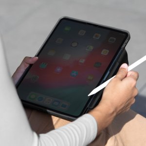 Etui na tablet Uniq Etui UNIQ Ryze 360 Apple iPad Air 13" 2024 (6. generacji) jasny szary/chalk grey 9