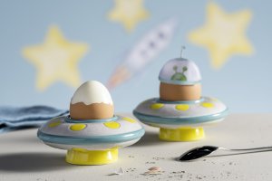 Leonardo Podstawka pod jajko UFO BAMBINI AVVENTURA - Leonardo 2