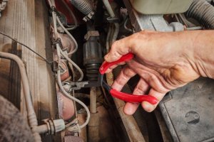 Milwaukee MILWAUKEE SZCZYPCE DŁUGIE ZE SZCZĘKAMI OCZKOWYMI 19mm 8