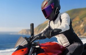 Kamera Insta360 X4 czarna 8