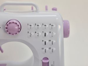 Maszyna do szycia Łucznik Mini 4