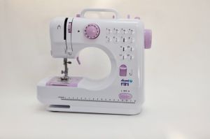 Maszyna do szycia Łucznik Mini 9