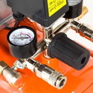 Sprężarka NAC NAC SPRĘŻARKA OLEJOWA 24L 1,5kW 8 BAR 4