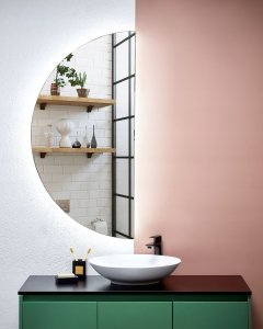 Beliani Półokrągłe lustro ścienne LED 60 x 120 cm srebrne LOUE 2