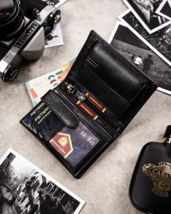 Peterson Zestaw Prezentowy: Pionowy, Skórzany Portfel Męski I Brelok 19