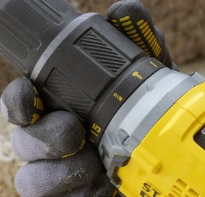 Wiertarko-wkrętarka Stanley SFMCD715D2A 18 V 2 x akumulator 2 Ah 4