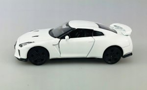 Daffi Model RMZ Nissan GT-R white K-857 18577 3