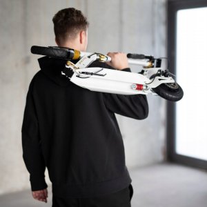 Hulajnoga Nils Extreme HM209T Biały (16-50-436) 16