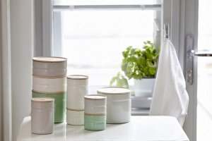 Riess RIESS - Pojemnik kuchenny z drewnianą pokrywą 1,3l Silent Blue 10