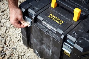 Stanley Skrzynka narzędziowa na kółkach FMST1-80103 8