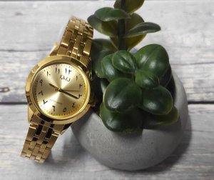 Zegarek Q&Q Zegarek C01A-009P Damski Klasyczny Złoty 30M 4