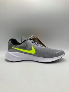 Nike Nike Revolution 7 FB2207-001 Czarne 41 19