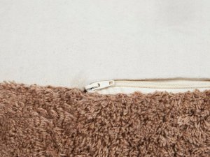 Beliani Puf 50 x 35 cm brązowy KANDHKOT 5