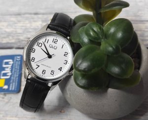 Zegarek Q&Q Zegarek C37A-013P Damski Klasyczny Srebrny 30M 5