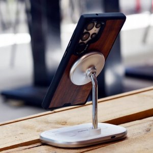 Ładowarka Energizer Ładowarka do smartphonów, smartwatchy, słuchawek Energizer MagSafe 15W 4