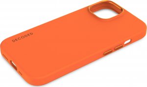 Decoded Decoded AntiMicrobial Silicone Backcover iPhone 15 Apricot 1