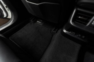 Dikel Dywaniki samochodowe welurowe PREMIUM PLUS komplet 4szt 12