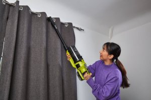 Odkurzacz pionowy Ryobi 18V ONE+ RSVS18BL-0 10