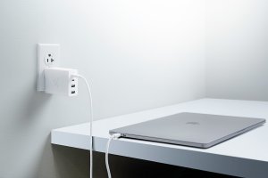 Zasilacz do laptopa Razer 130 W,  (RC21-01700200-R3M1) 3