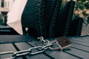 Schwaiger Schwaiger Fingerprint Schloss m. Stahlbügel + Notfallschlüss 5