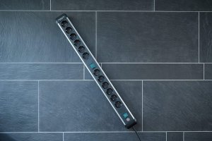 Listwa zasilająca Brennenstuhl Premium-Alu-Line 12 gniazd 3 m czarno-srebrna (1391030200) 4