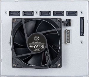 SilverStone SilverStone SST-FS305-E 3x 5,25 Zoll Hot-Swap für 5x 3,5 Zoll HDD 3